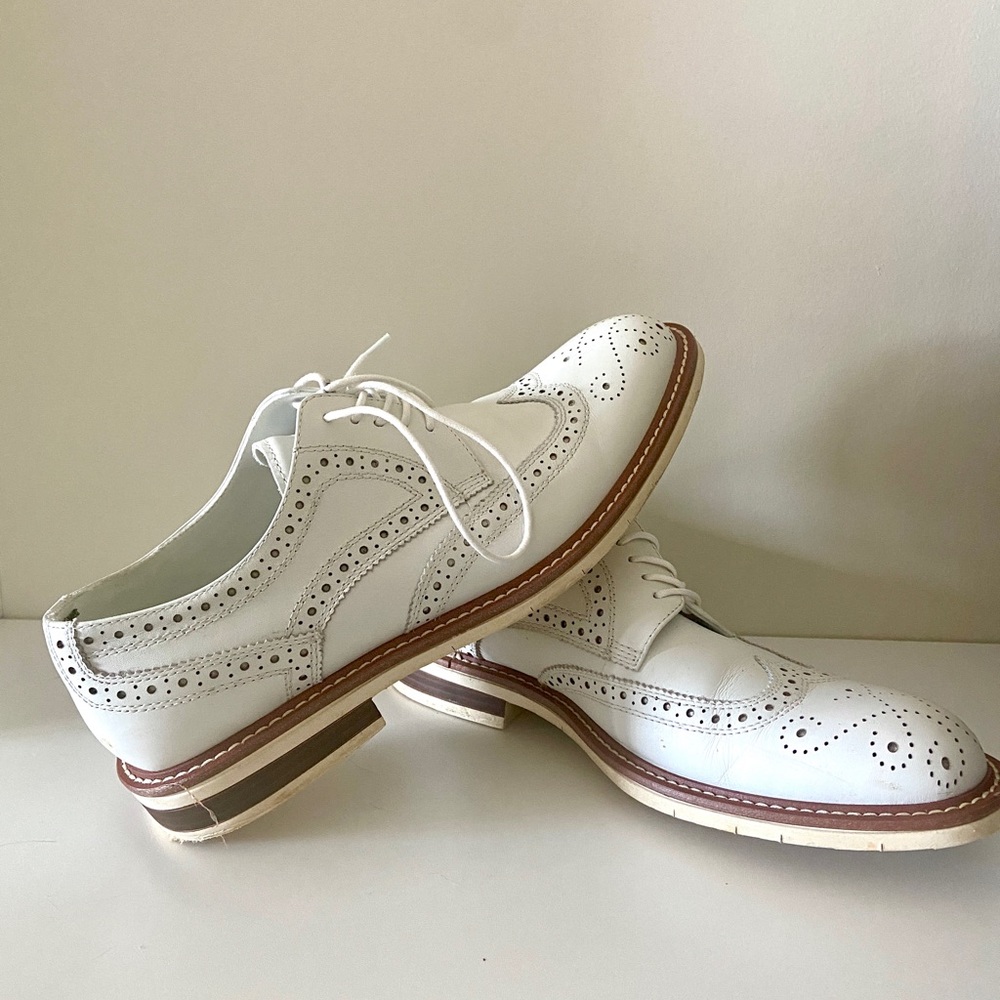 Kenneth Cole Reaction lace up white Oxford